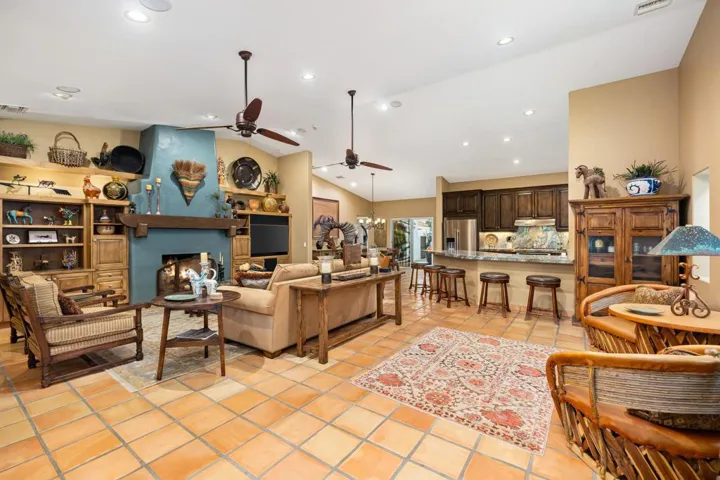 27-web-or-mls-FWMontezuma_OPMG_0326_027