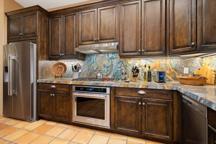 38-web-or-mls-FWMontezuma_OPMG_0326_038