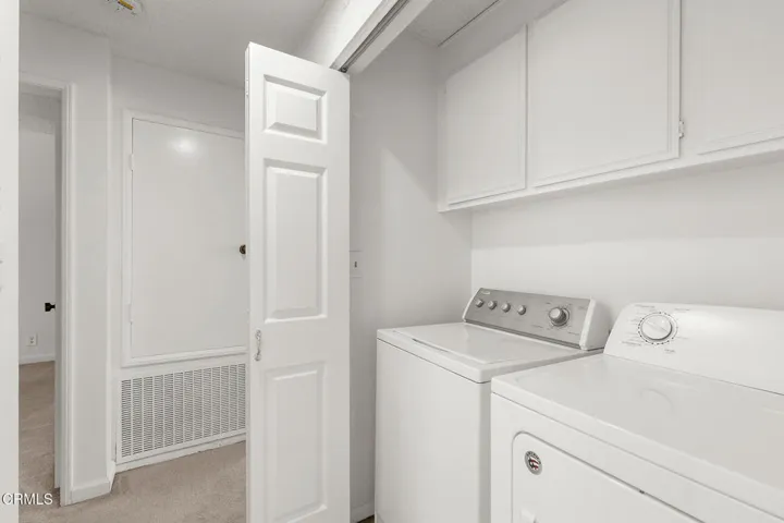 Washer Dryer 330Cordova-29