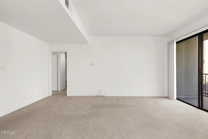 Living Rm from DR 330Cordova-23