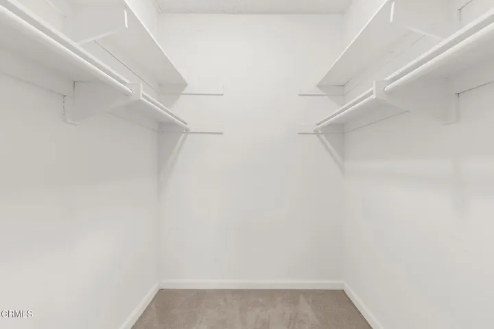 Walk in closet 330Cordova-15