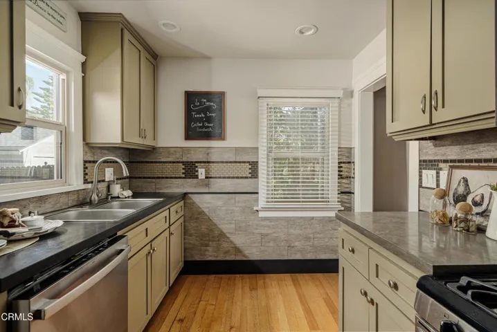 1892-N-Marengo-Pasadena-Craftsman-Robbyn