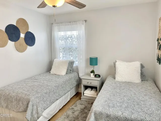 5AA8217D-1868-4F8B-8284-05437E47D403