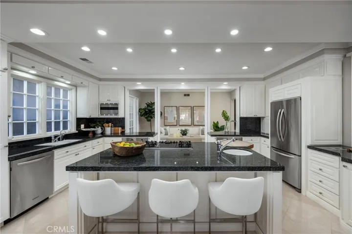 736 Harbor Island Drive, Newport Beach, California 92660
