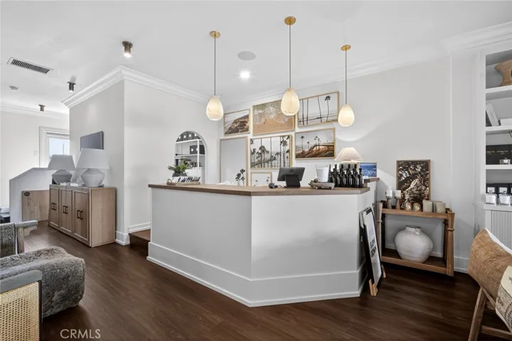 Retail Space​​‌​​​​‌​​‌‌​​‌​​​‌‌​​​‌​​‌‌​​‌‌​​‌‌​​​​ 2