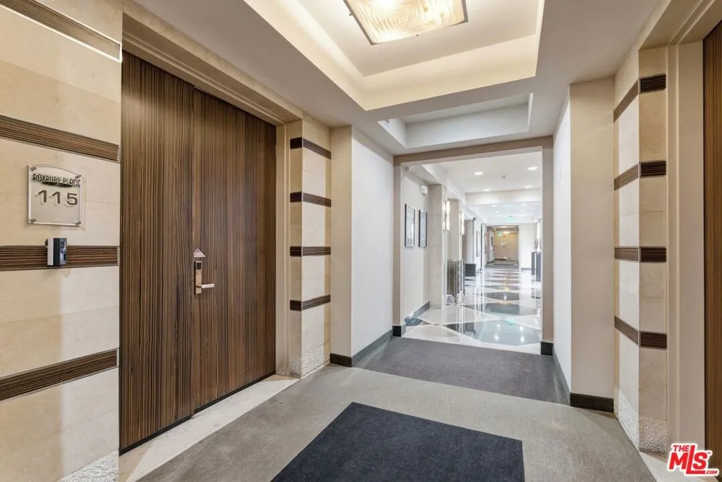 gallery-image 2