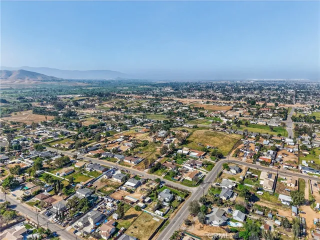5641 Rutile, Jurupa Valley, California 92509