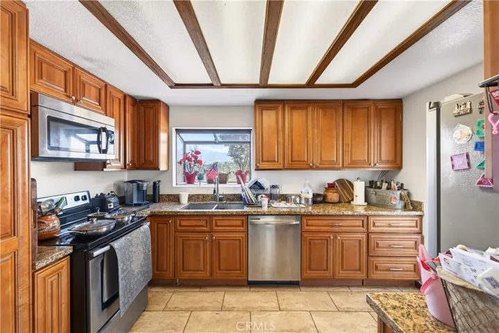 5641 Rutile, Jurupa Valley, California 92509