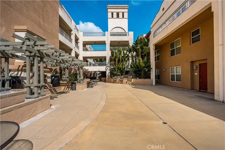 85 E Commonwealth Avenue 3d, Alhambra, California 91801