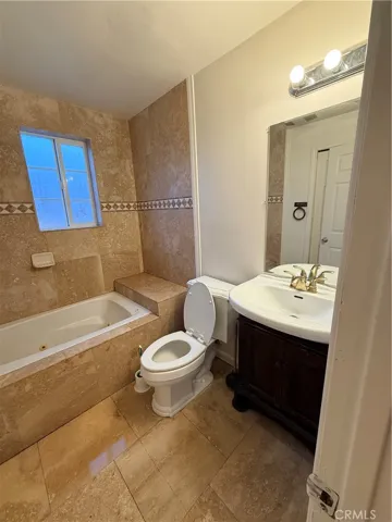 ATTACHED BATHROOM (DOWNSTARIS)