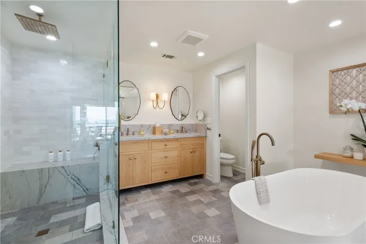 5537 E Seaside Walk, Long Beach, California 90803