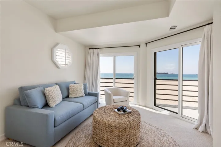 5537 E Seaside Walk, Long Beach, California 90803