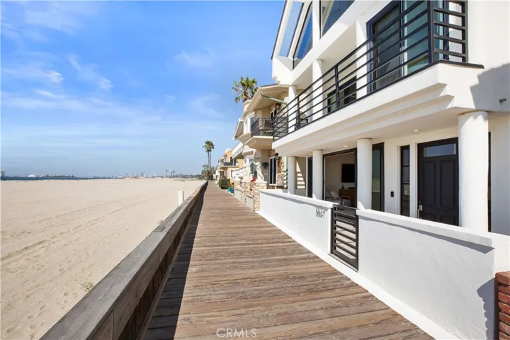 5537 E Seaside Walk, Long Beach, California 90803