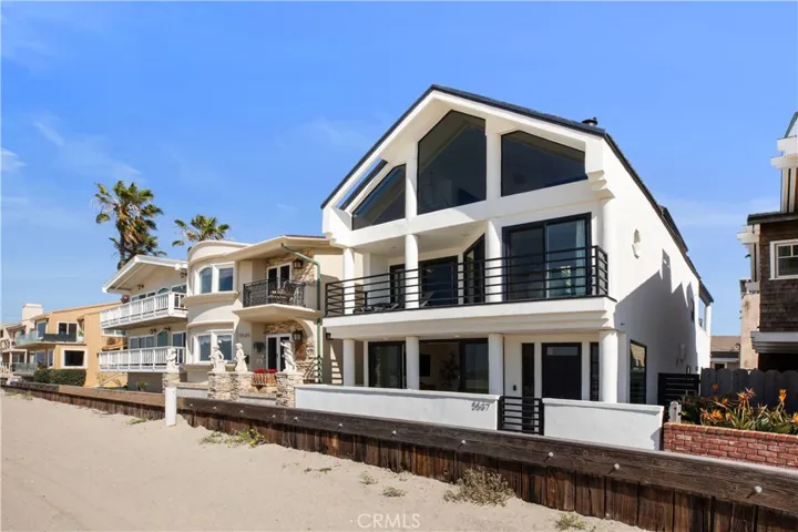5537 E Seaside Walk, Long Beach, California 90803