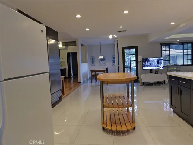 1455 Granada Avenue, San Marino, California 91108