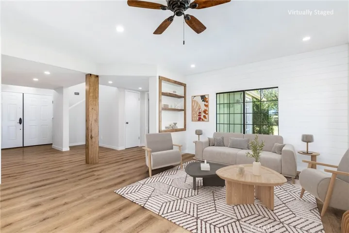 Spacious area to spread out and gather. Photo has been virtually staged.