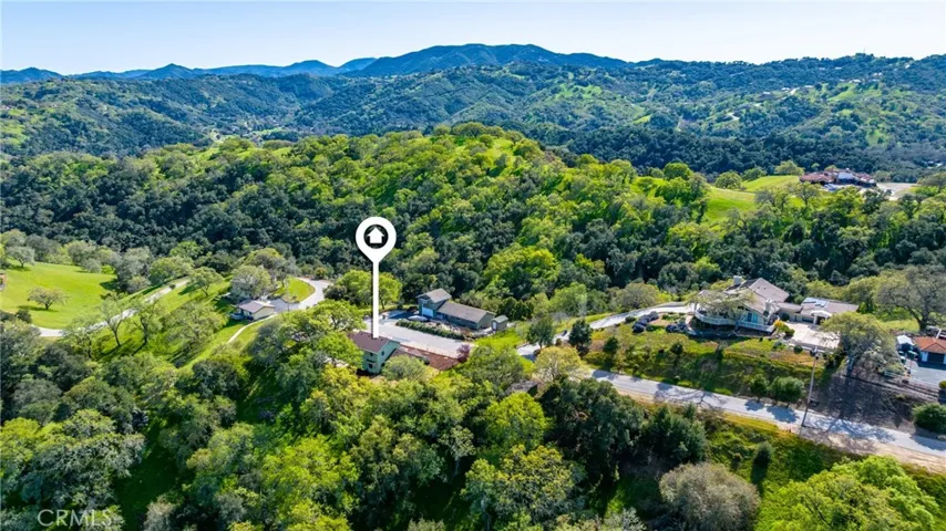 Despite the rural feeling, the property is located just a few minutes from downtown Atascadero where you can find shopping, entertainment and restaurants.