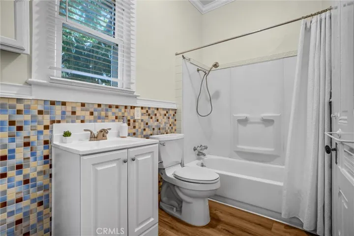 Front House Bath