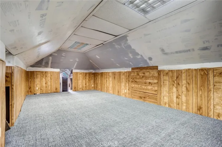 Large storage space in attic