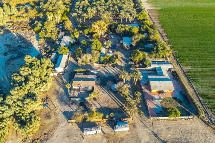 21-49300 Polk St (28)