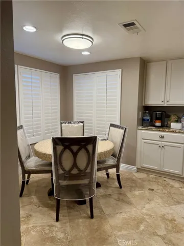 Dining nook
