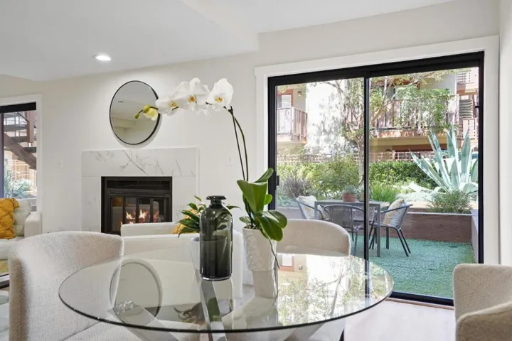 4159 El Camino Way B, Palo Alto, California 94306