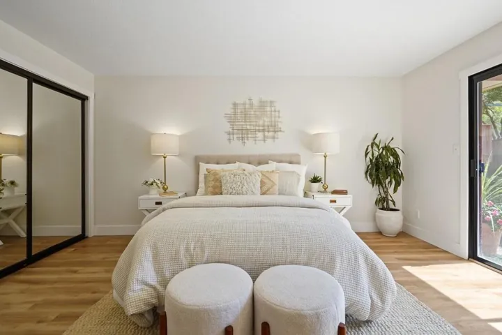 4159 El Camino Way B, Palo Alto, California 94306
