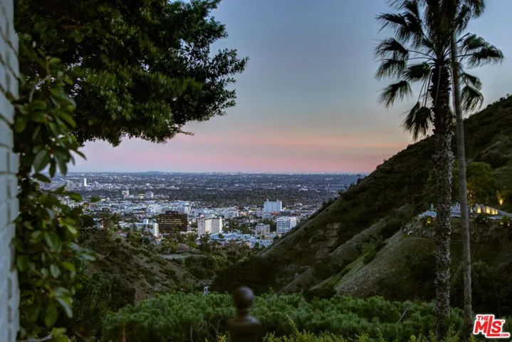 7171 Chelan Way, Los Angeles, California 90068
