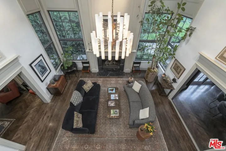 7171 Chelan Way, Los Angeles, California 90068