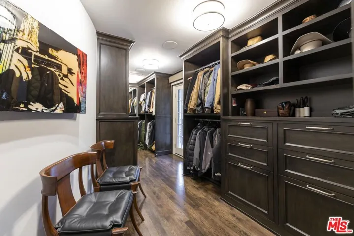 7171 Chelan Way, Los Angeles, California 90068