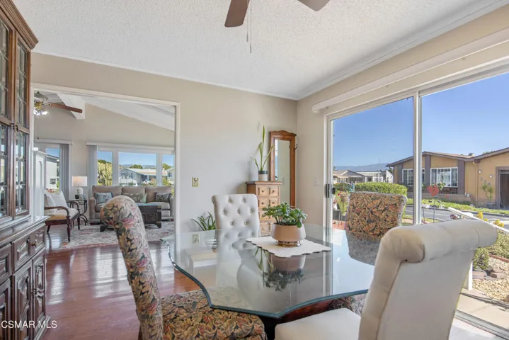 114 Poinsettia Gardens Dr-print-032-013-