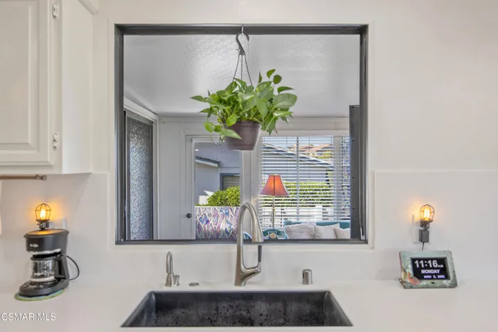 114 Poinsettia Gardens Dr-print-022-039-