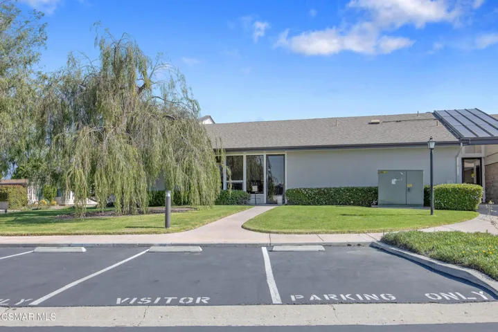 114 Poinsettia Gardens Dr-print-053-004-
