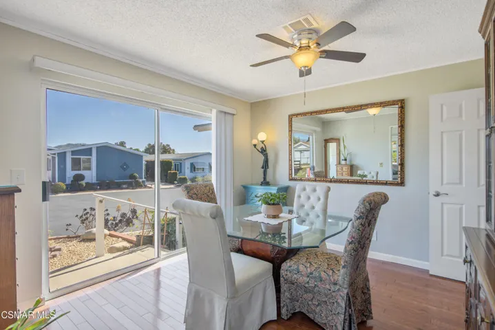 114 Poinsettia Gardens Dr-print-033-040-