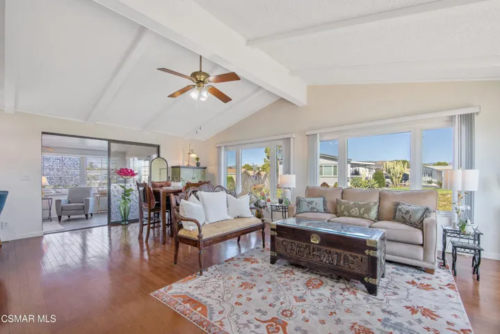 114 Poinsettia Gardens Dr-print-013-041-