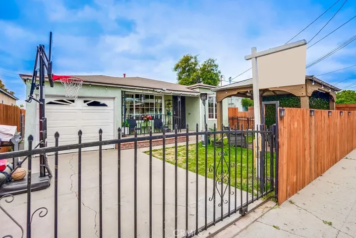 115 N Magnolia Court, Compton, California 90220