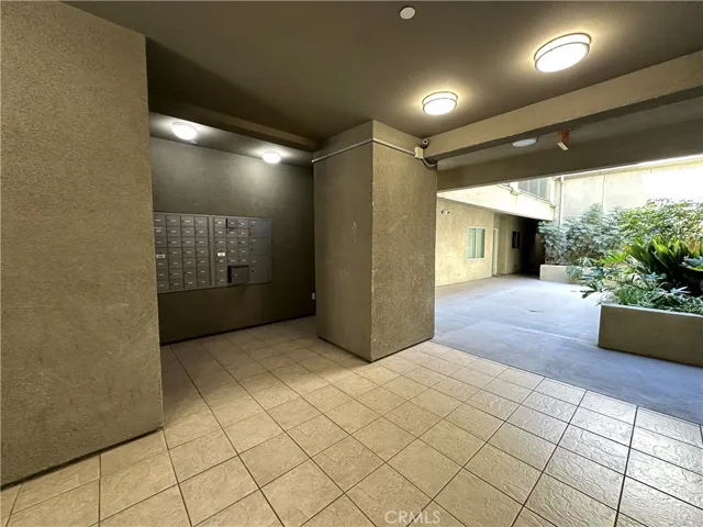 Mail