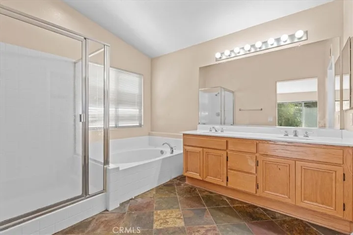 Master Bath Lf