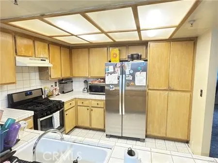 3702 W 126th, Hawthorne, California 90250