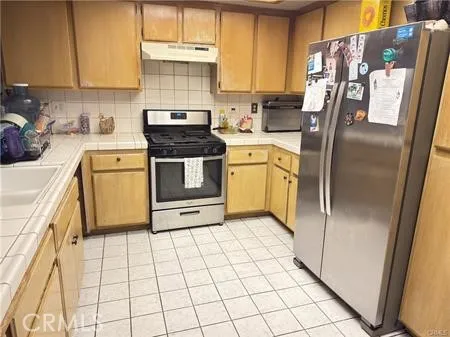 3702 W 126th, Hawthorne, California 90250