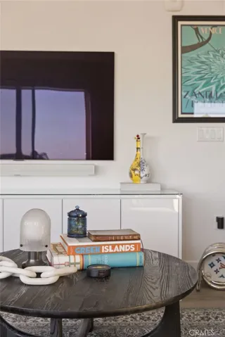 518 E Windsor 305, Glendale, California 91205