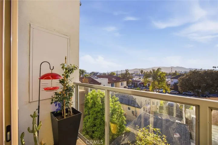 518 E Windsor 305, Glendale, California 91205