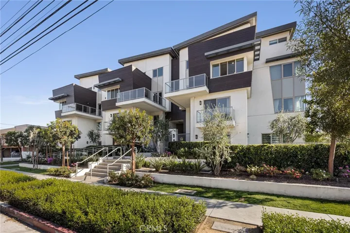 518 E Windsor 305, Glendale, California 91205