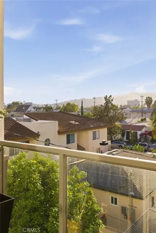 518 E Windsor 305, Glendale, California 91205