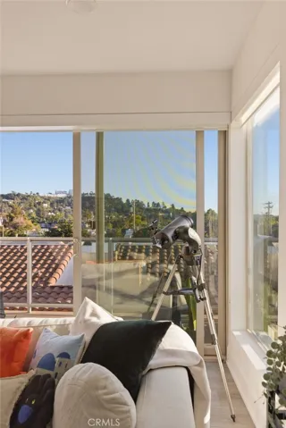 518 E Windsor 305, Glendale, California 91205
