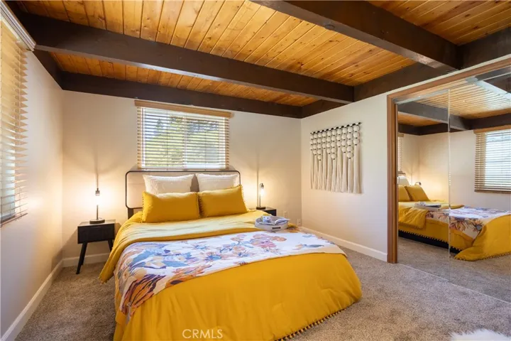 2395 Hunsaker, Running Springs, California 92382