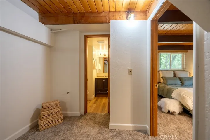 2395 Hunsaker, Running Springs, California 92382
