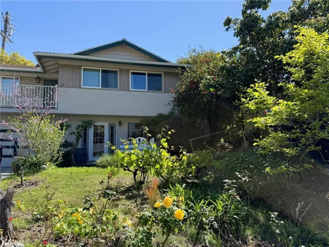 Private Entry Studio-Style Guest Suite with Kitchenette & Patio – Dana Point Cul-de-Sac