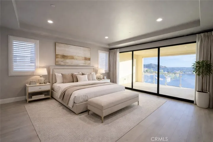 This image has been virtually staged for illustrative purposes only. Furniture and décor are not included in the sale of the property.