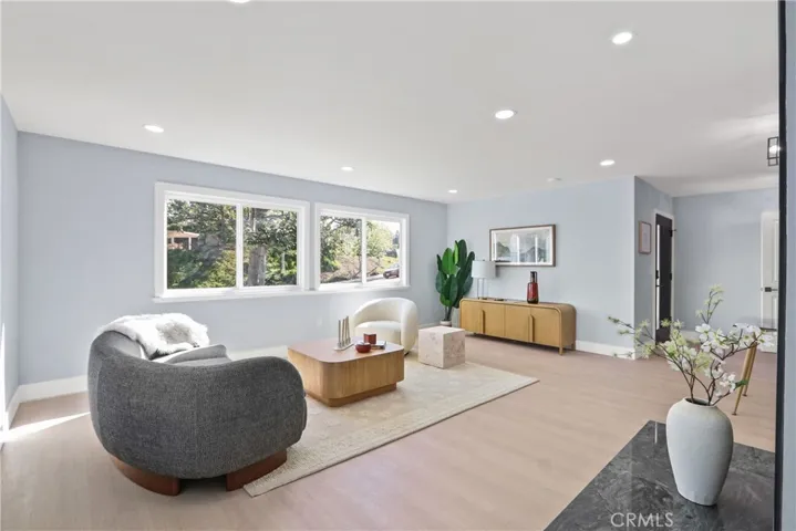 LIVING ROOM LEADING TO ENTRY